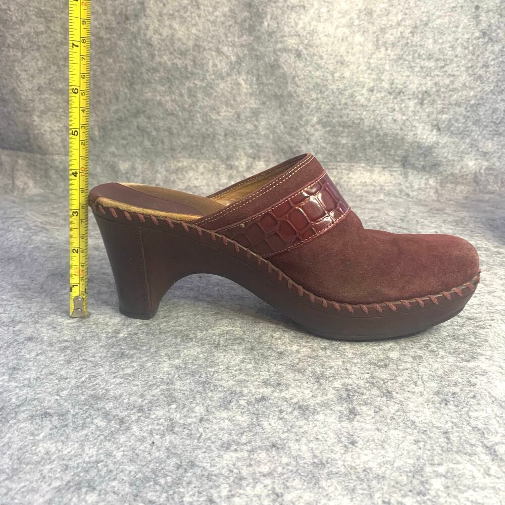 Nurture by Lamaze Wonder Mule Clog, Burgundy Suede Women's 8 Croc Buckle, Y2K